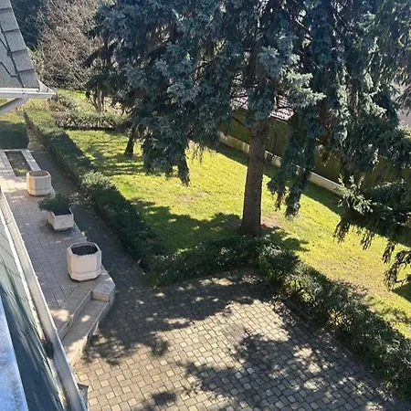 De Lux * Nyiregyhaza